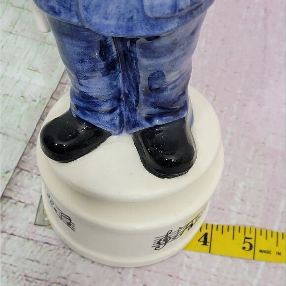 Musical Policeman Decanter - Picture 2 of 9